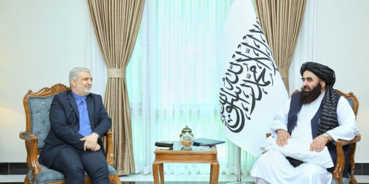 طالبان افغانستان خواستار حل مسائل با ایران از طریق گفت و گو شد