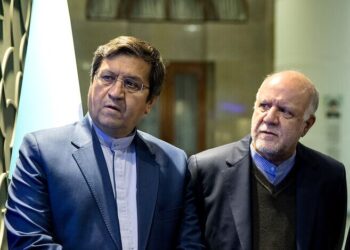 حمله غیرمستقیم همتی به زنگنه با طعم اعتراف به موفقیت دولت رئیسی