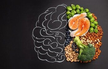 ۱۰ ماده غذایی برای تقویت سلامت مغز و حافظه