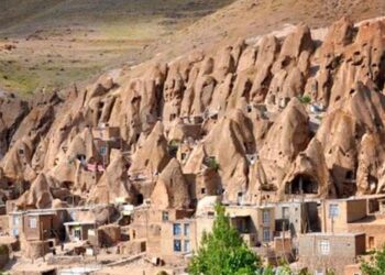 روستای ۷۰۰ ساله کندوان