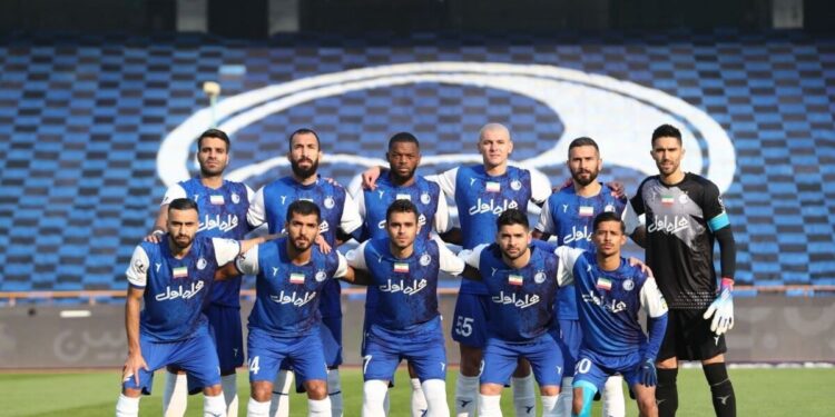 بازیکنان استقلال به هفته اول نمی رسند