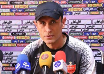 دلخوری گل‌محمدی از شاگرد قدیمی