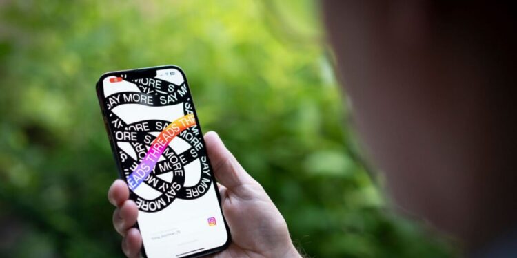 شبکه اجتماعی تردز (Threads) بیش از ٨٠ درصد کاربران فعال روزانه خود را از دست داده