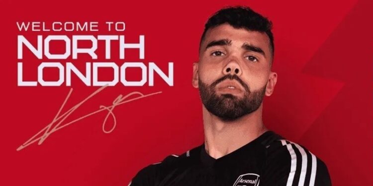 آرسنال از دروازهبان جدیدش رونمایی کرد