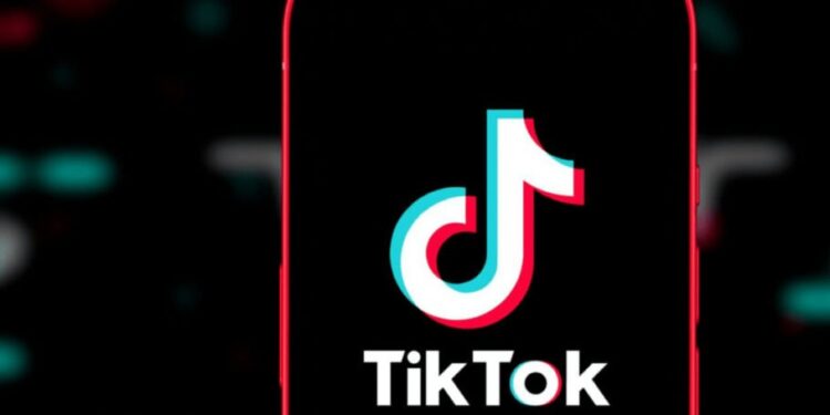 تیک تاک ظاهراً درحال گسترش قابلیت‌های پیام‌رسانی خود است